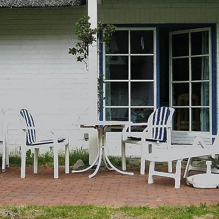In The Holiday Aft Diek, * Zingst