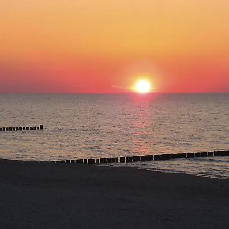 In The Holiday Aft Diek, Zingst